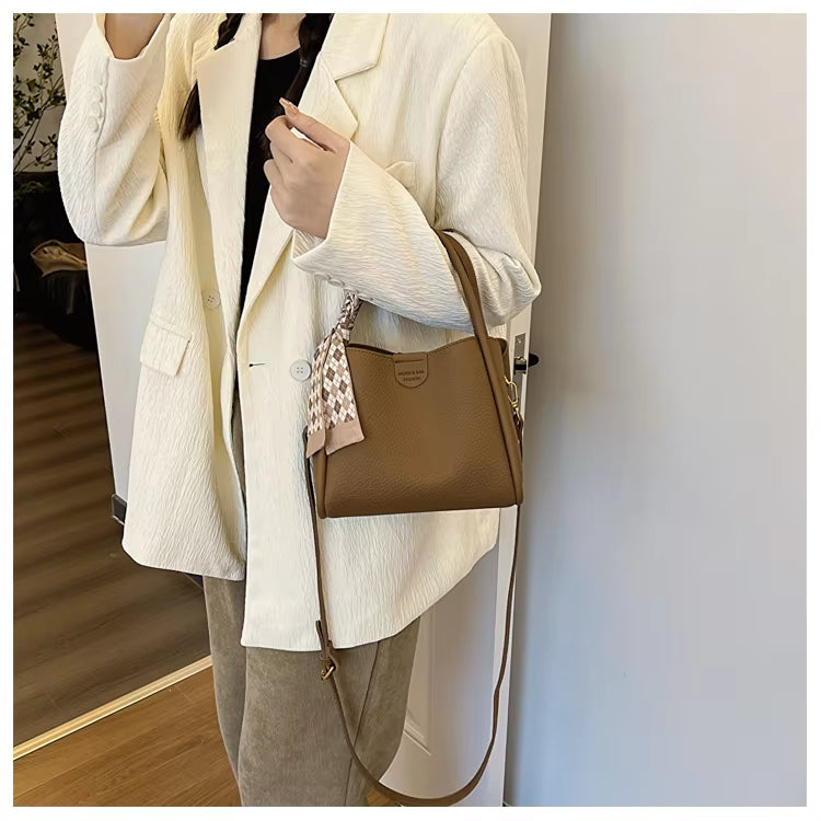 Vozenda – Women’s Lychee Texture PU Leather Crossbody Handbag